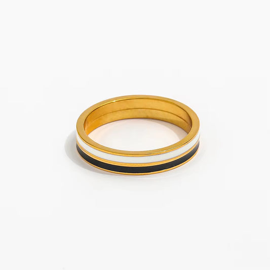 B&W Stackable Ring
