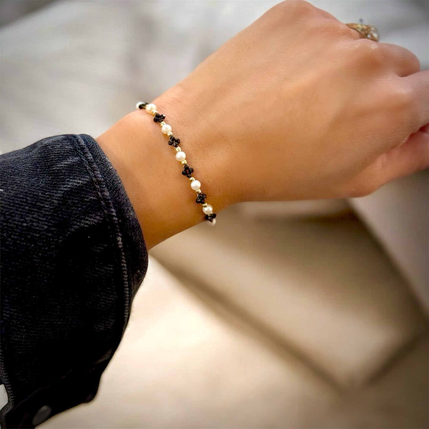 B&W Adjustable Bracelet