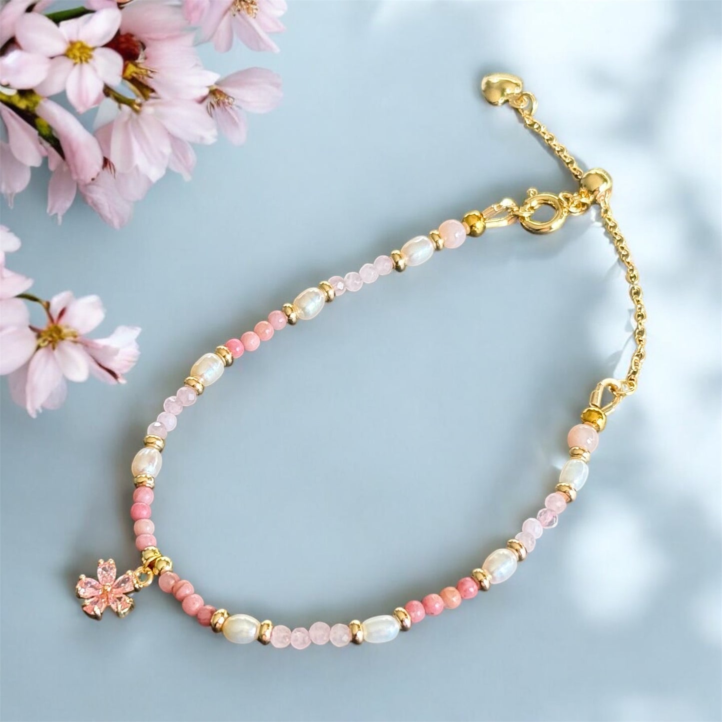 Dainty Flower adjustable bracelet