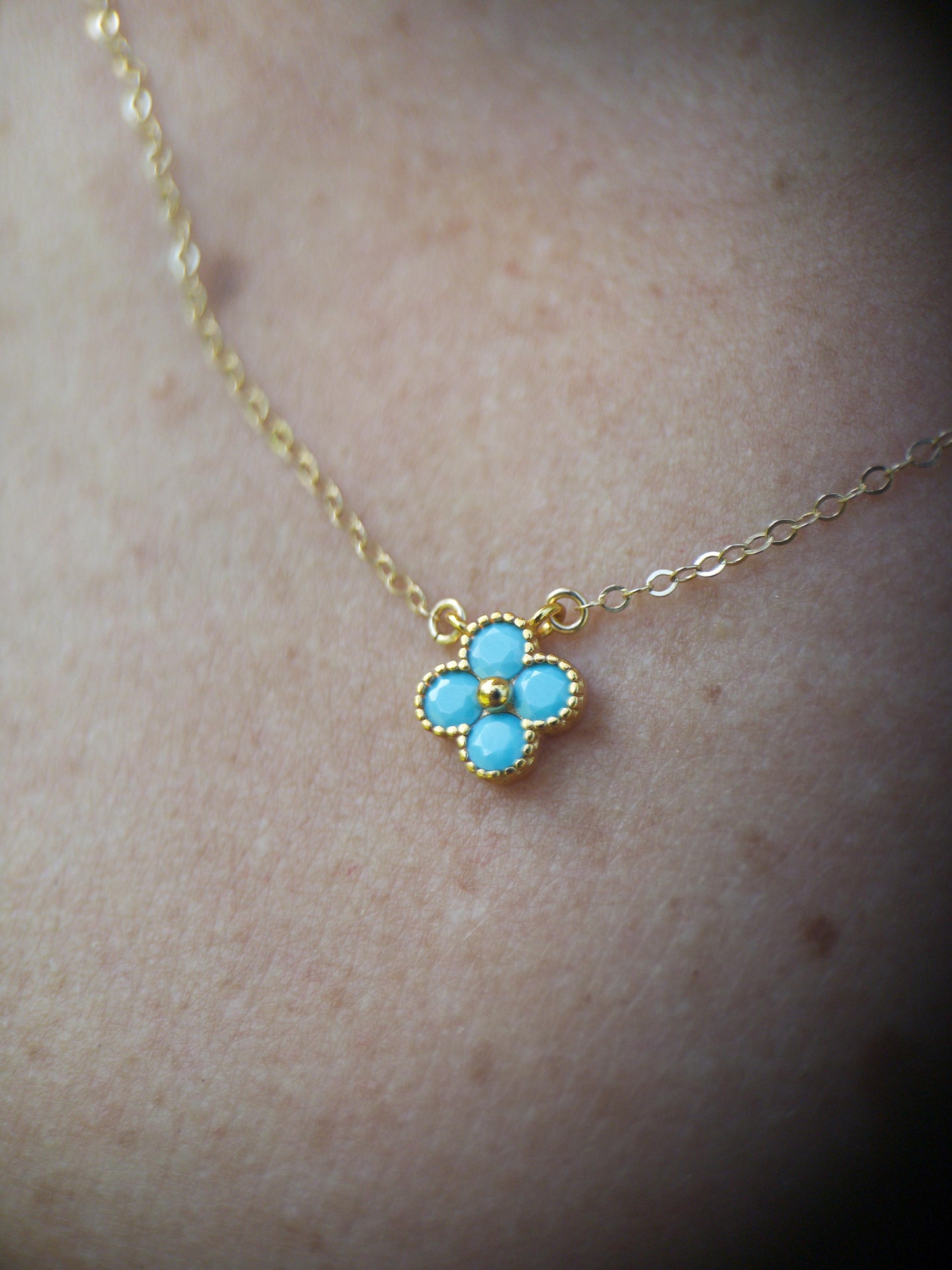 Clover Charm 18” Necklace – Adjustable 2”